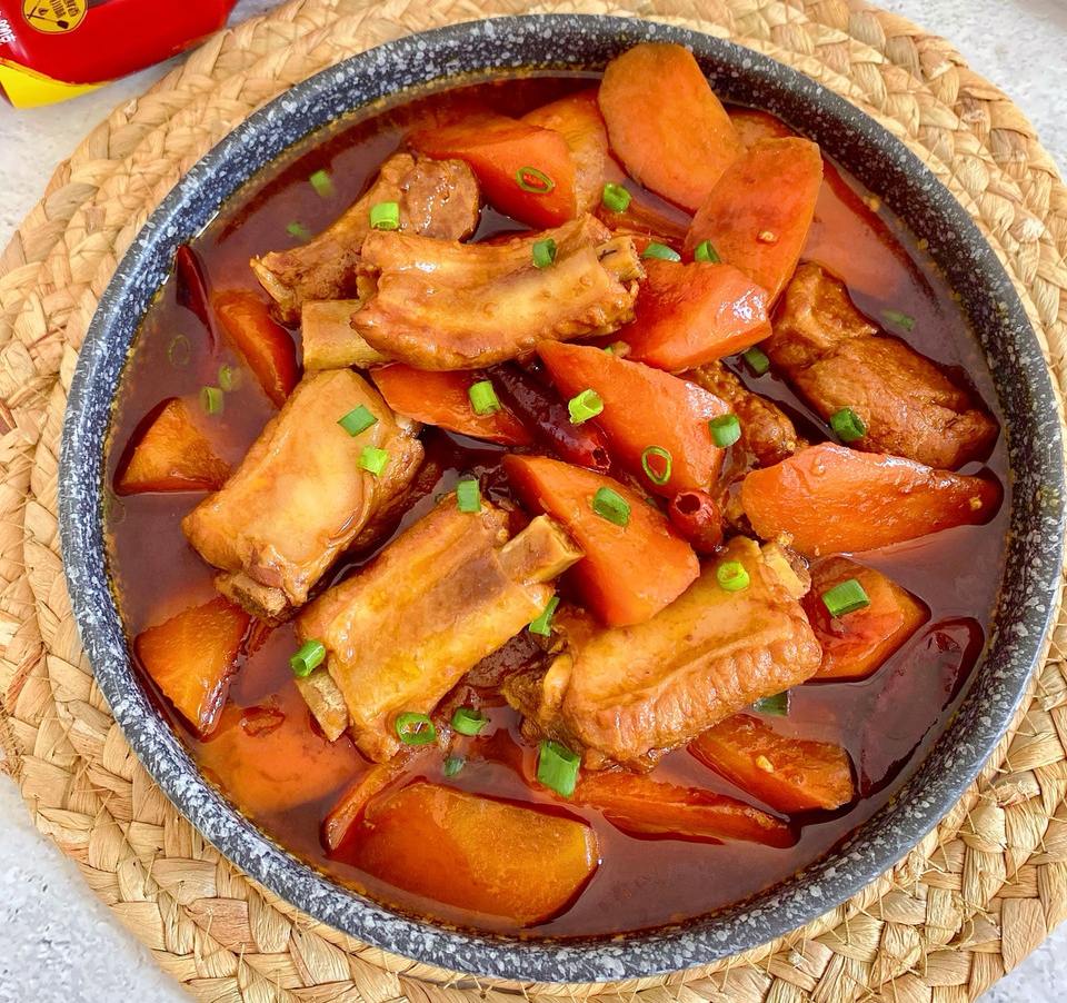 麻辣红烧排骨的做法