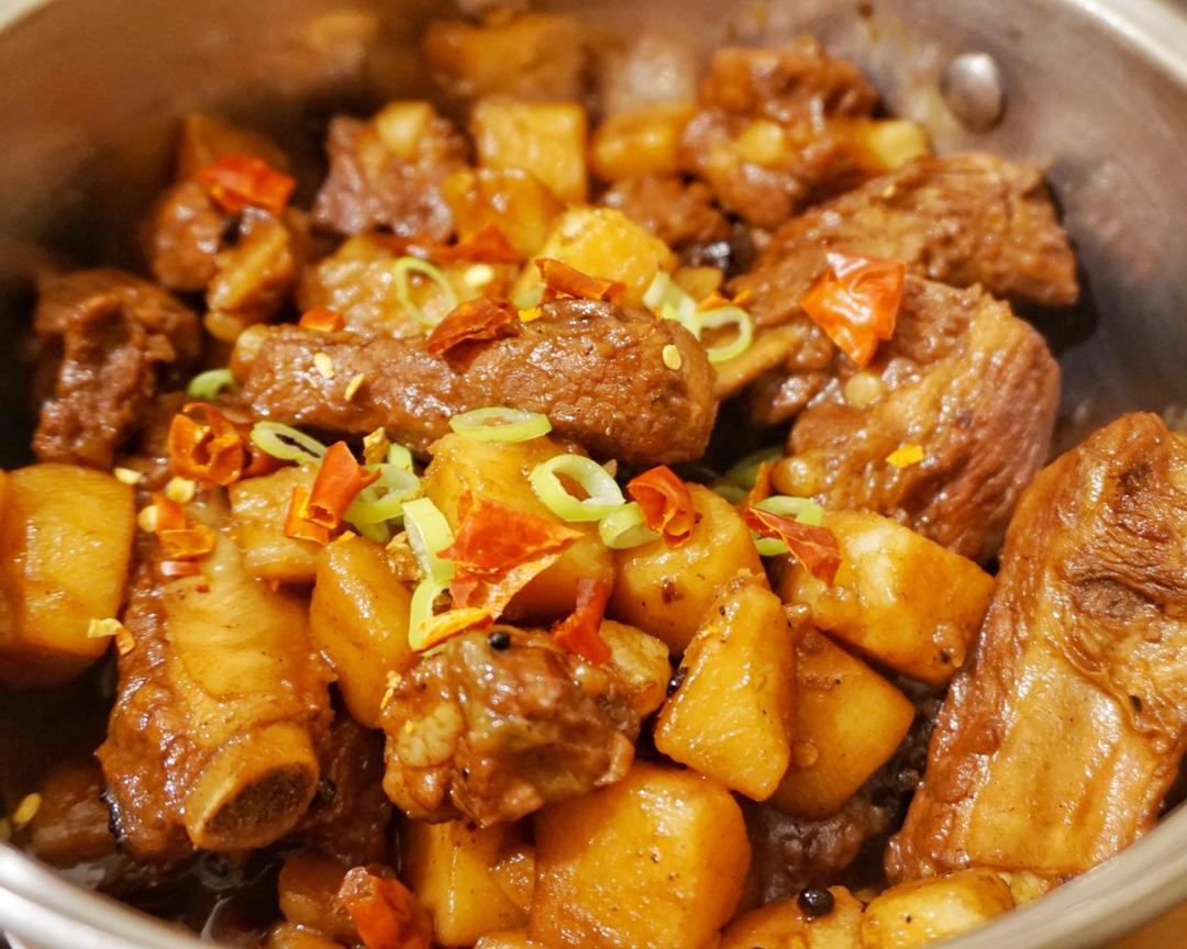 土豆炖排骨