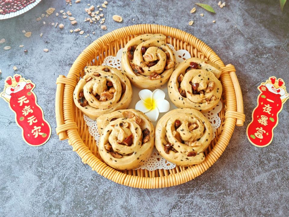 红糖红枣核桃卷