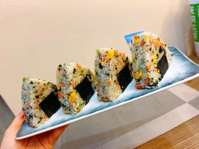 三角饭团